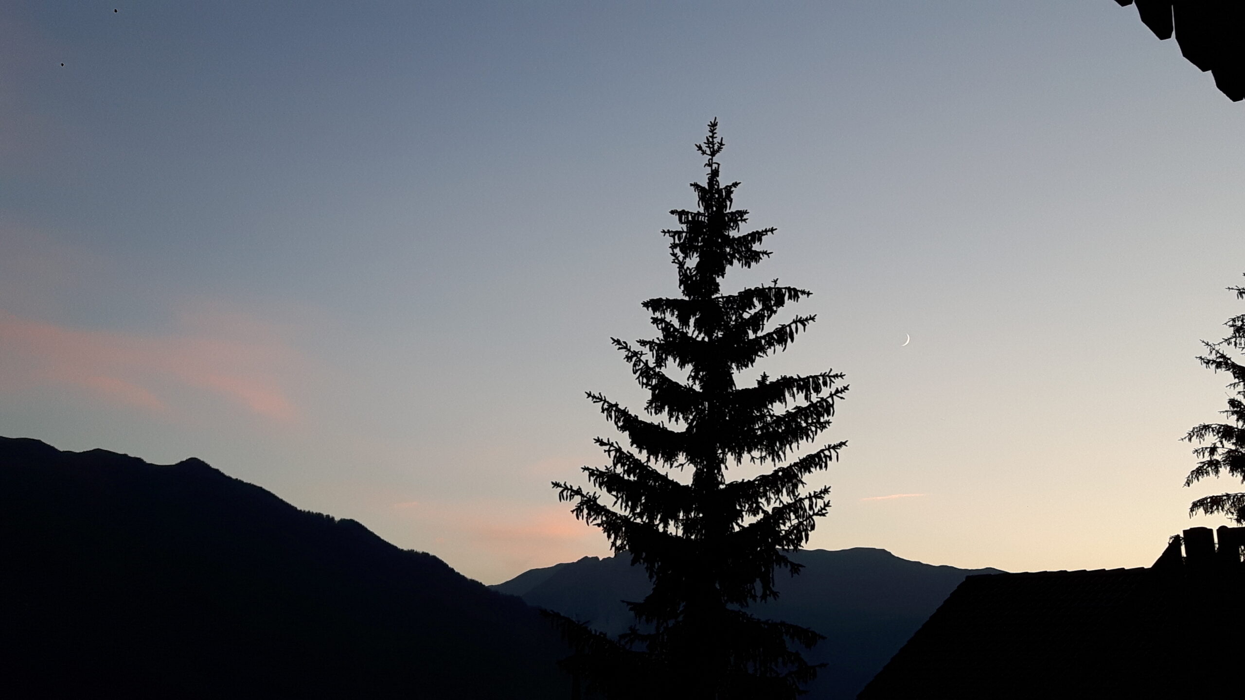 Abendstimmung Dämmerung in Alvaneu