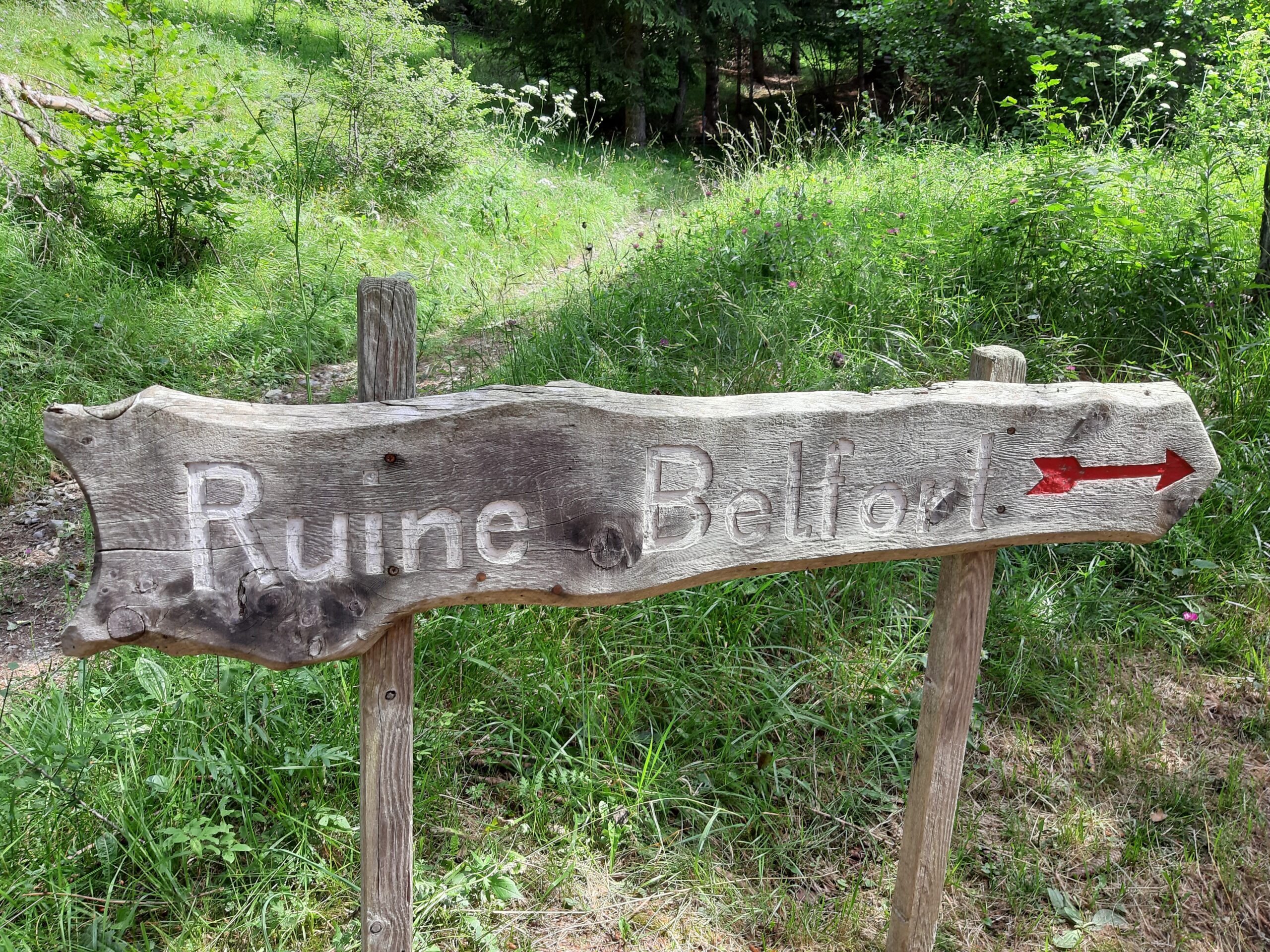 Alvaneu, Ausflugsziel Ruine Belfort